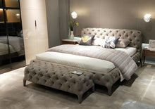 Load image into Gallery viewer, Barkly Bed – QS/KS