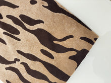 Load image into Gallery viewer, Arman Chair