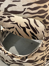 Load image into Gallery viewer, Arman Chair