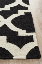 Load image into Gallery viewer, Nellie Trellis Rug