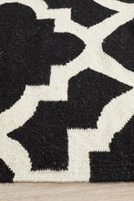 Load image into Gallery viewer, Nellie Trellis Rug