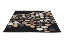 Load image into Gallery viewer, Estelle Rug – Various Size Options
