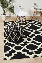 Load image into Gallery viewer, Nellie Trellis Rug
