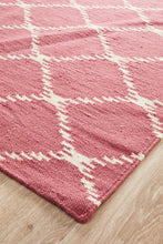 Load image into Gallery viewer, Rose Diamond Wool Rug
