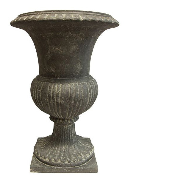Terrence  Urn