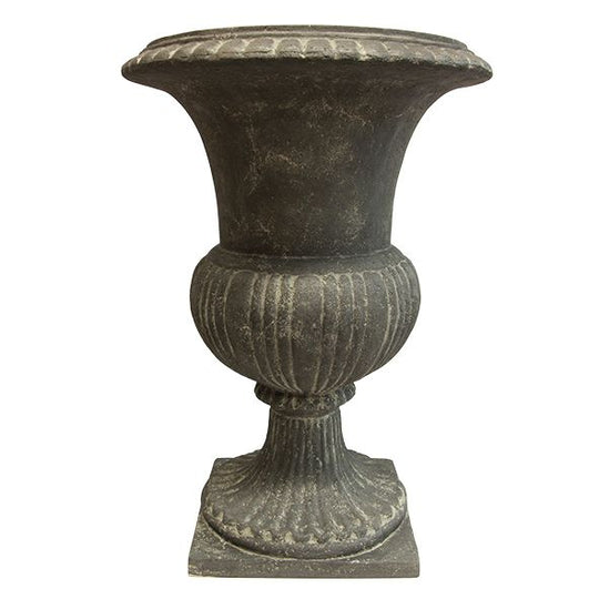 Terrence  Urn